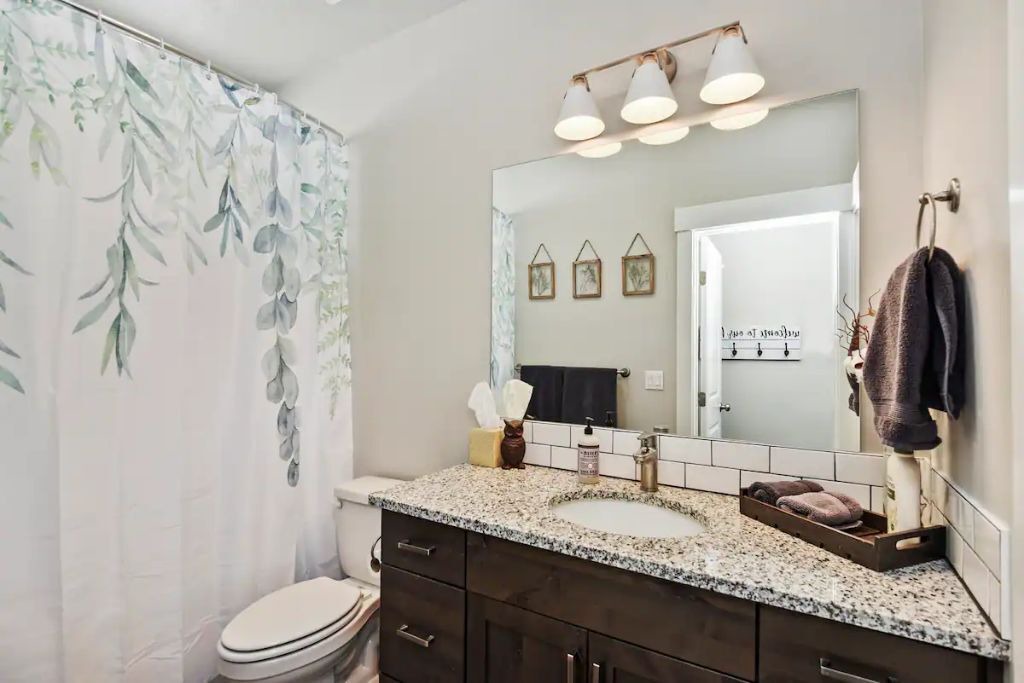 Photo of Bathroom in Donnelly