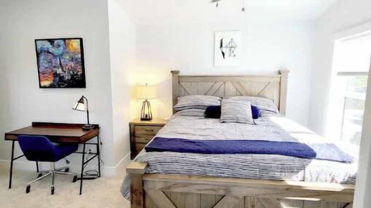 Photo of Bedroom in Veterans Park