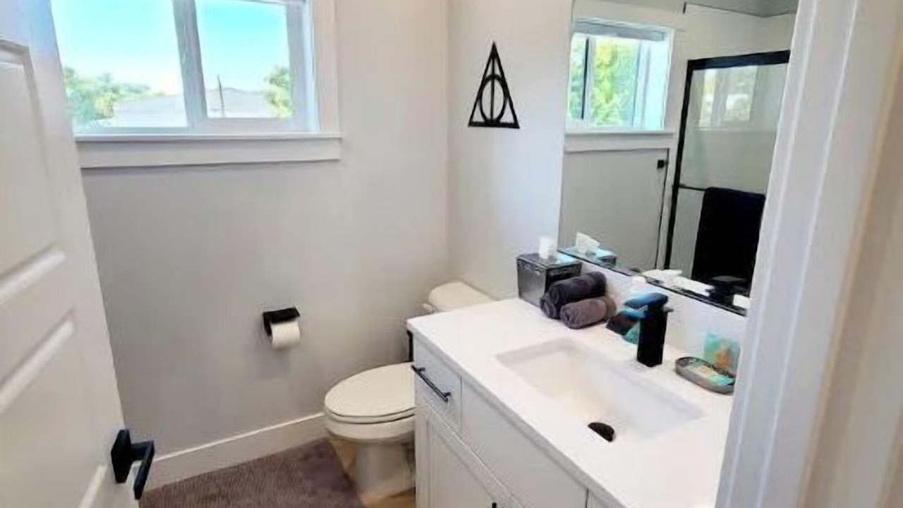 Photo of Bathroom in Veterans Park