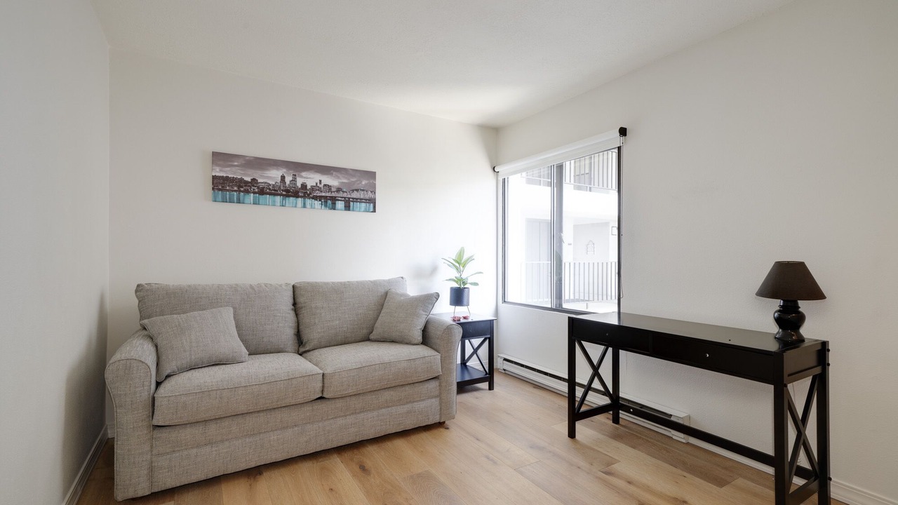 Photo of Livingroom in Downtown Portland