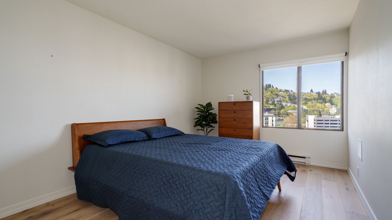 Photo of Bedroom in Downtown Portland