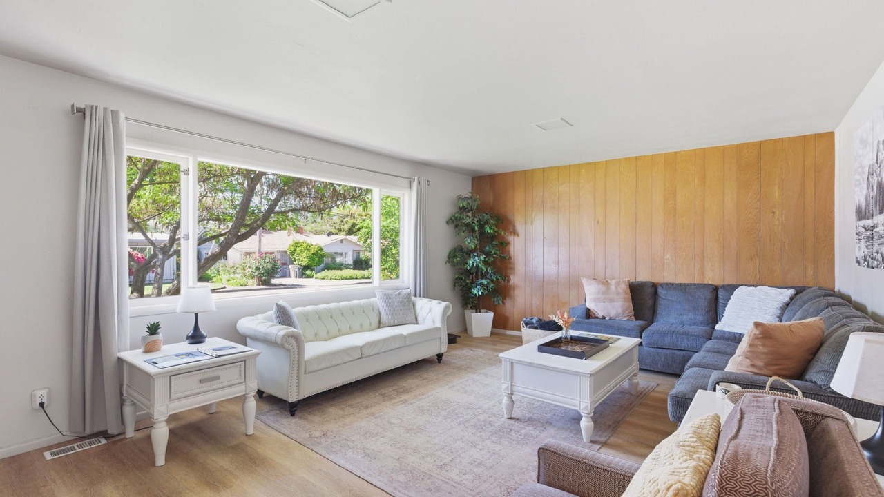 Photo of Livingroom in Grants Pass