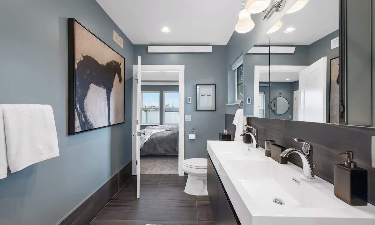 Photo of Bathroom in Victor