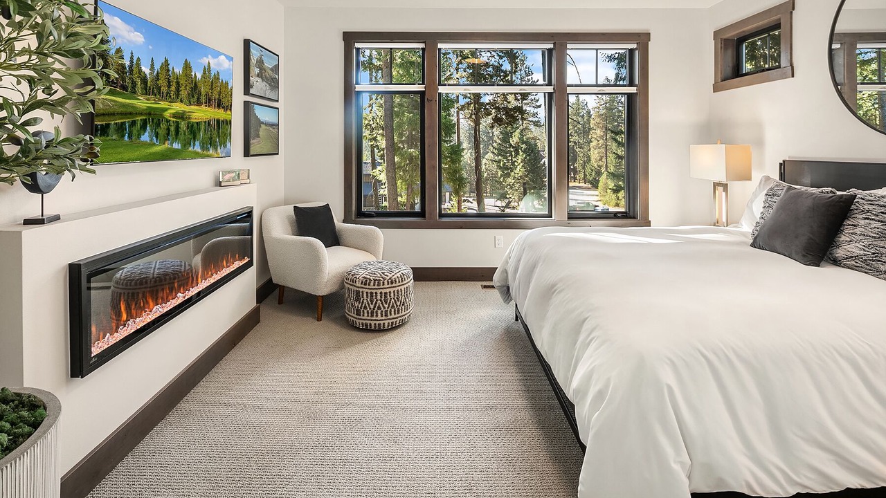 Photo of Livingroom in Cle Elum