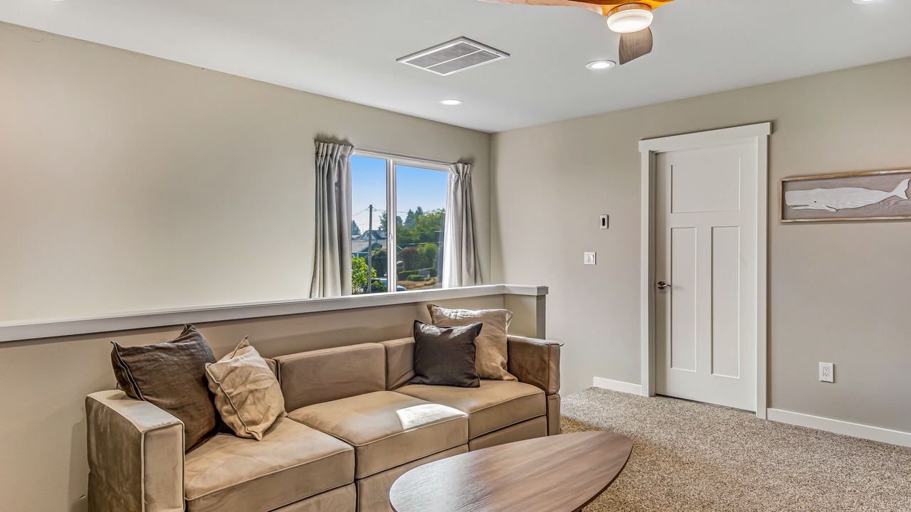 Photo of Livingroom in Bremerton