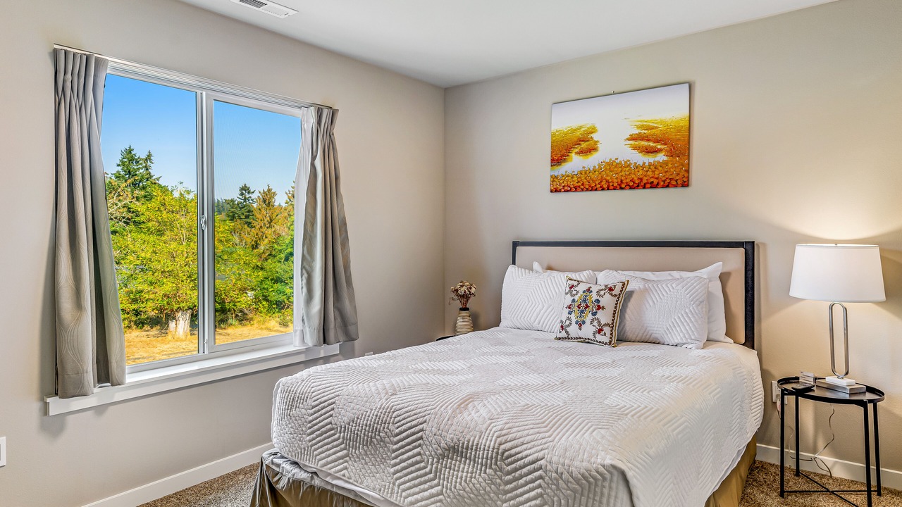 Photo of Bedroom in Bremerton