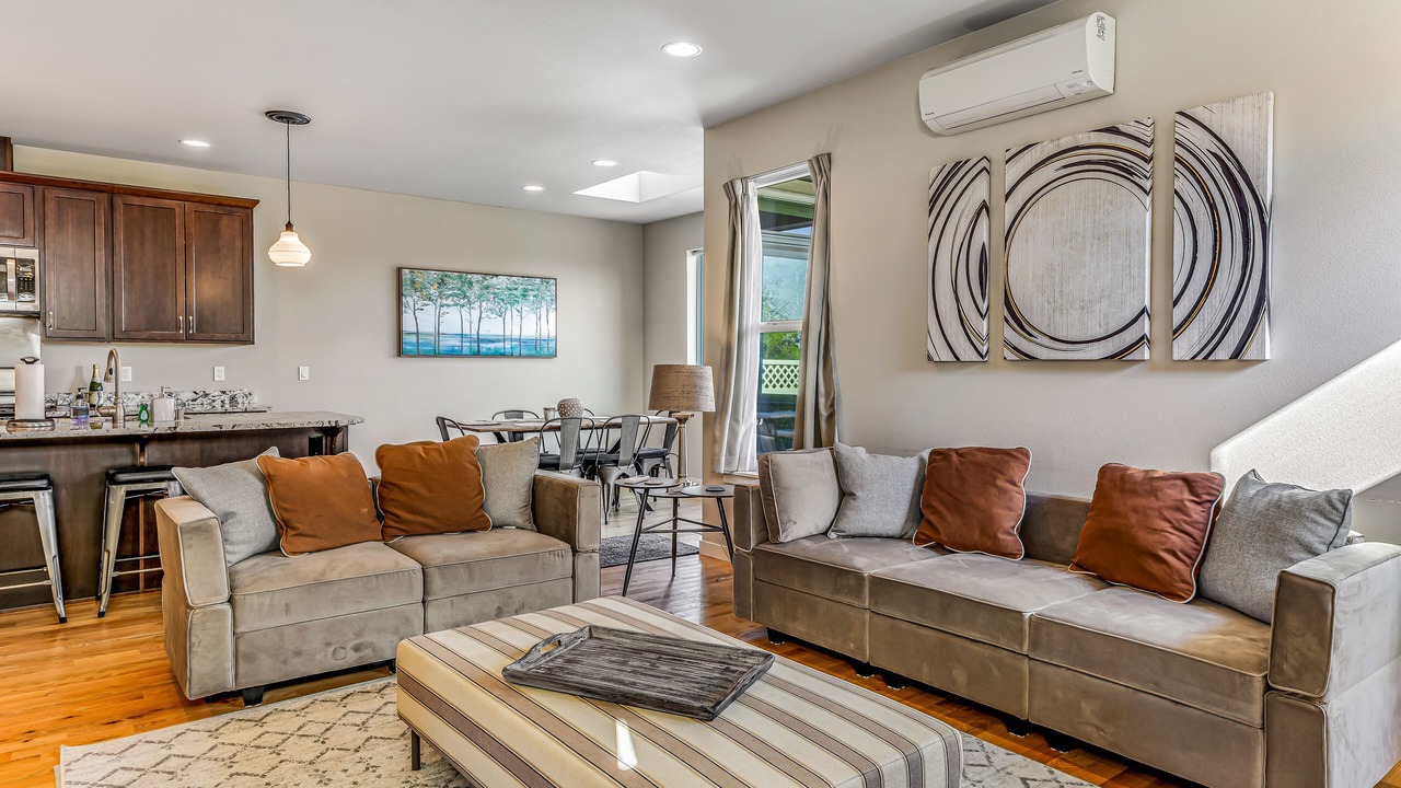 Photo of Livingroom in Bremerton