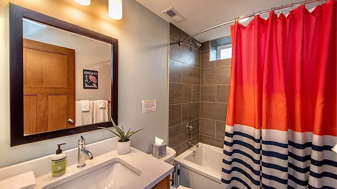 Photo of Bathroom in Chelan
