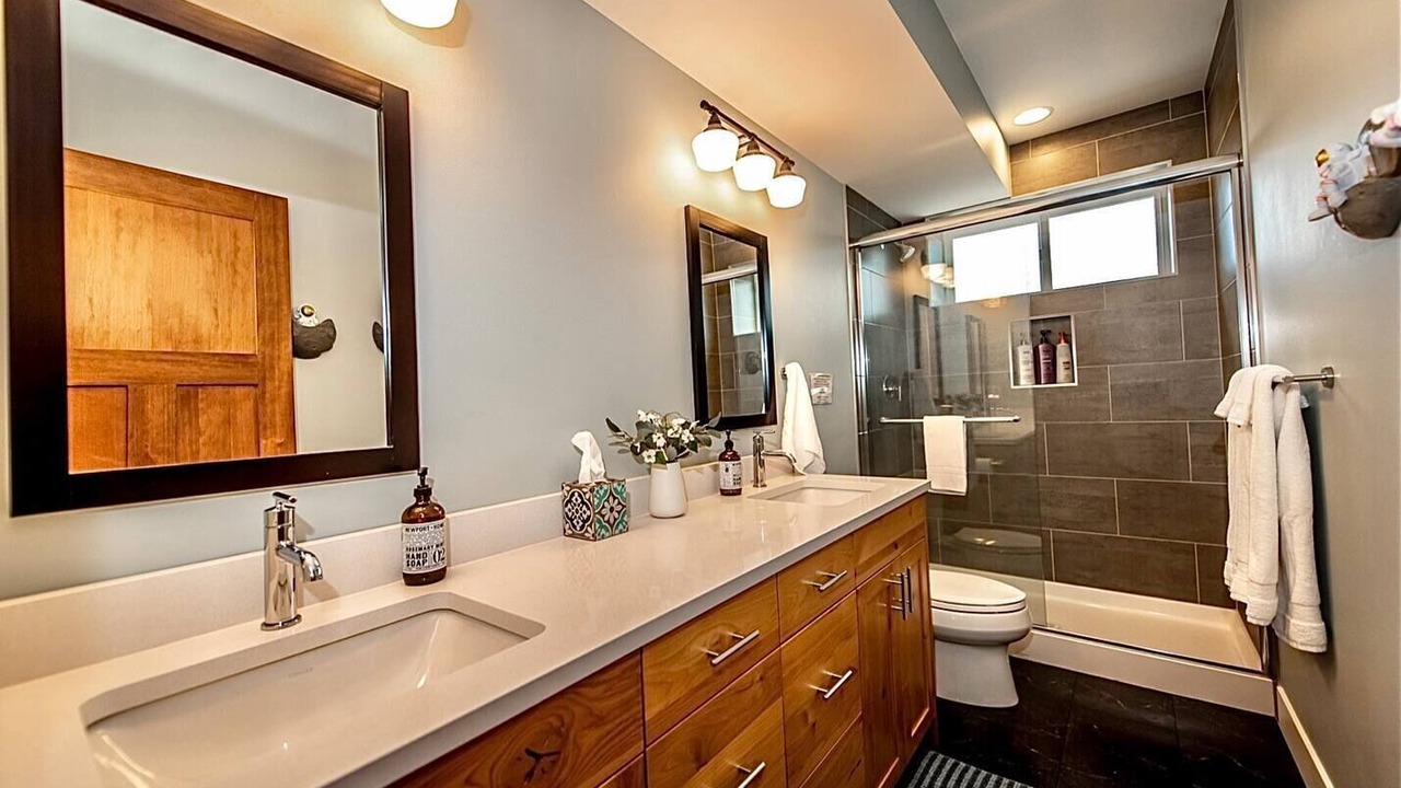 Photo of Bathroom in Chelan