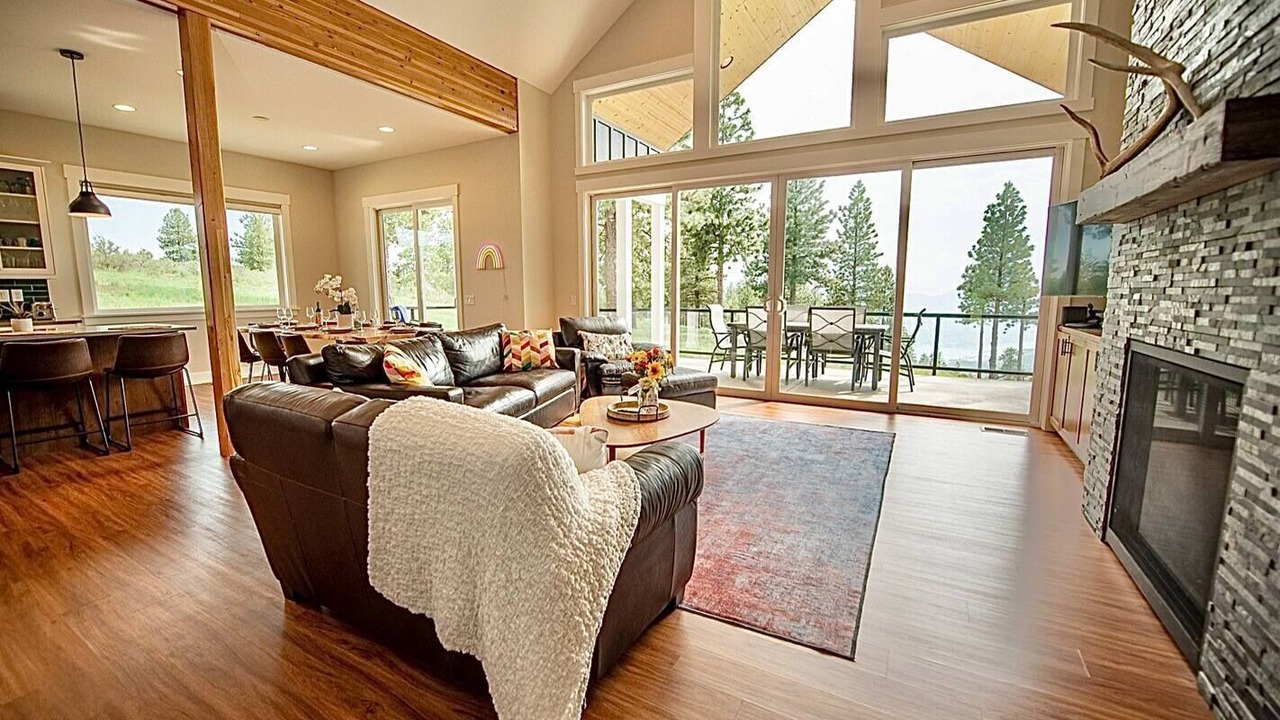 Photo of Bedroom in Chelan