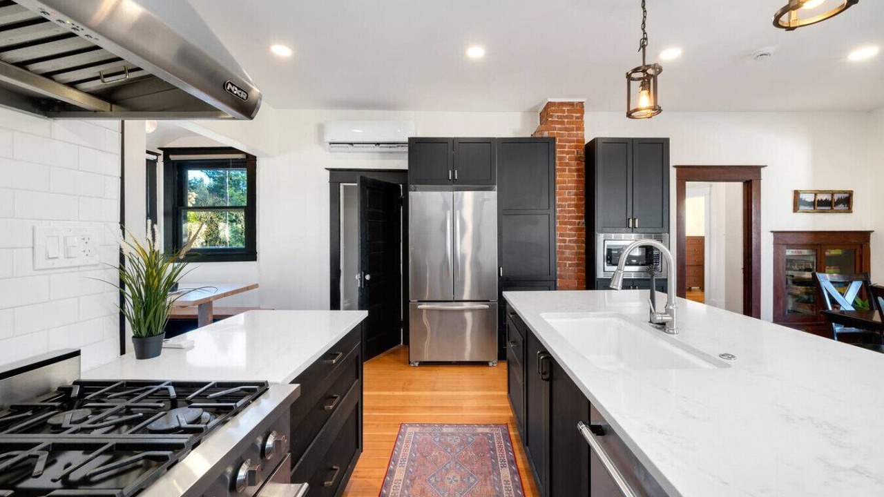 Photo of Kitchen in Sandy