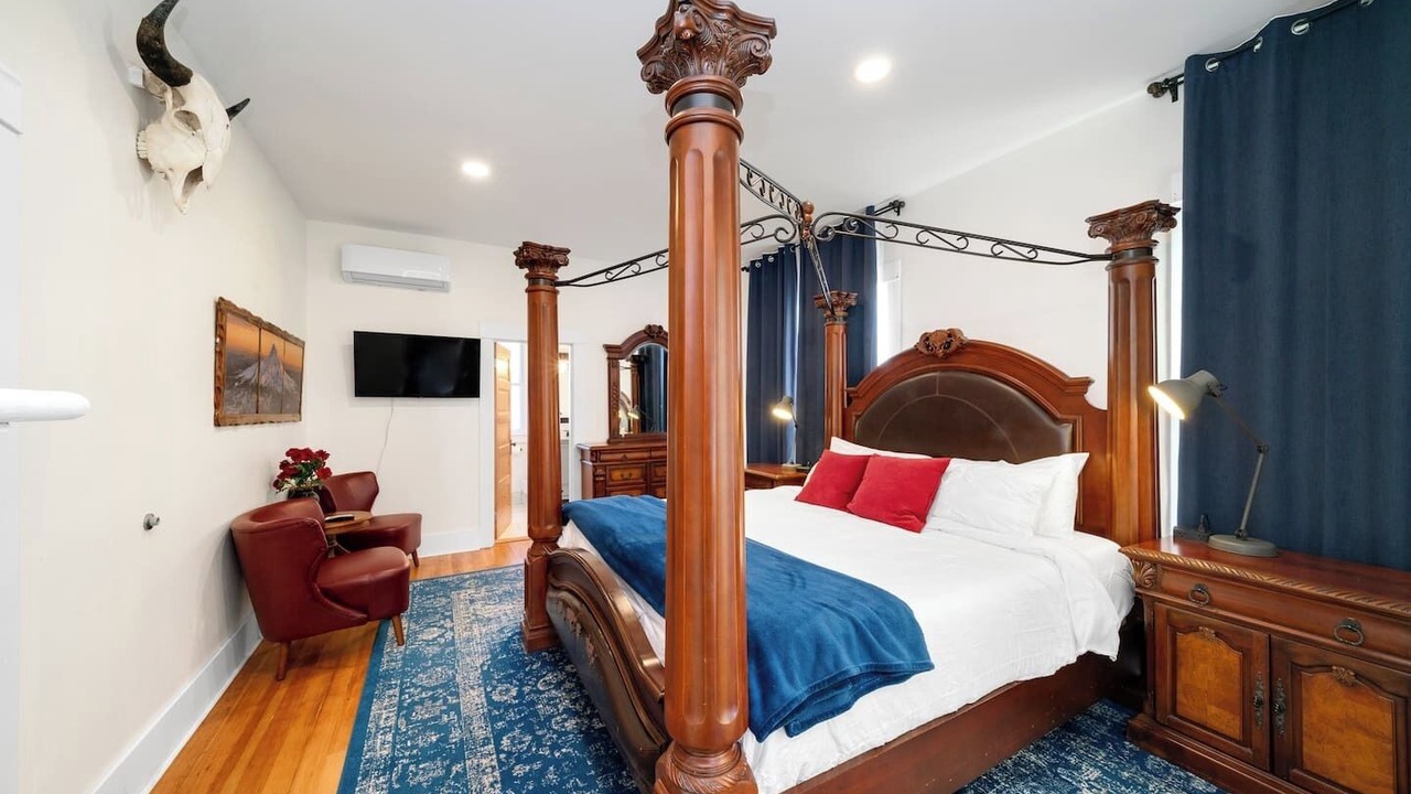 Photo of Bedroom in Sandy