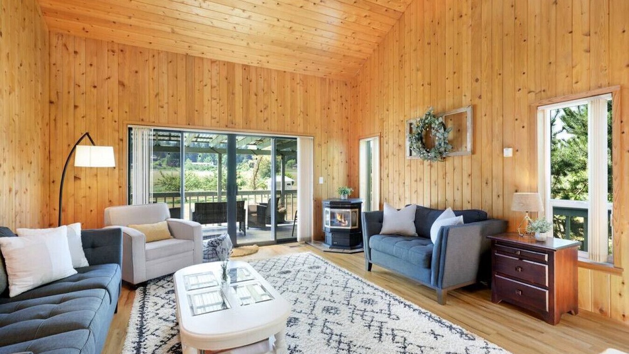 Photo of Livingroom in Sequim