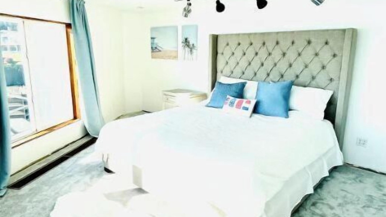 Photo of Bedroom in Fox Island