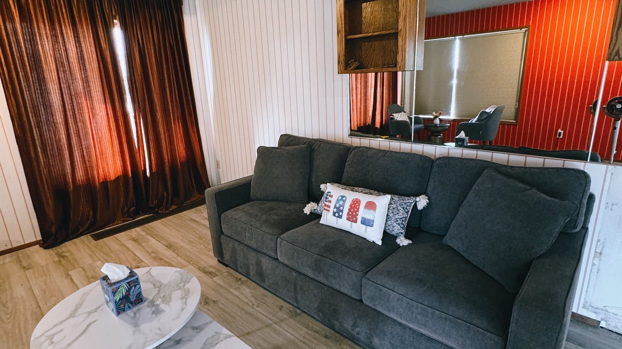 Photo of Livingroom in Fox Island