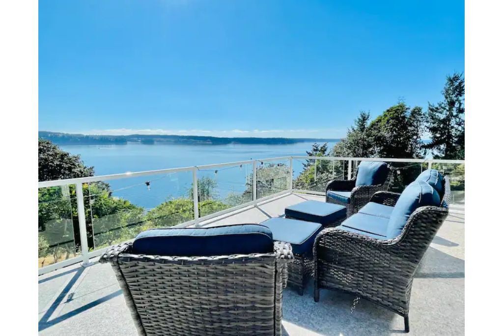 Photo of Patio Balcony in Fox Island