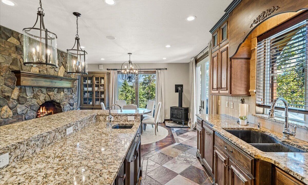 Photo of Kitchen in English point