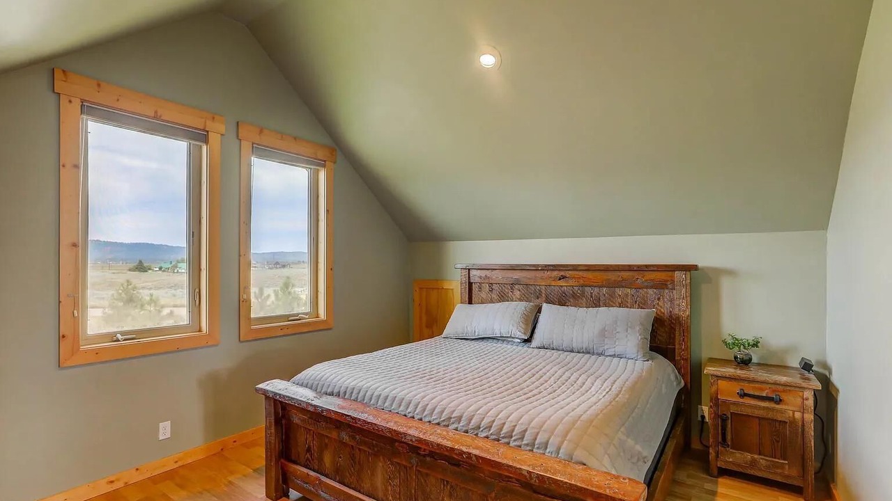 Photo of Bedroom in Brookdale Meadows