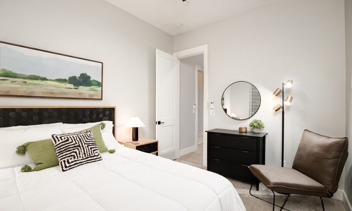 Photo of Bedroom in Hurricane