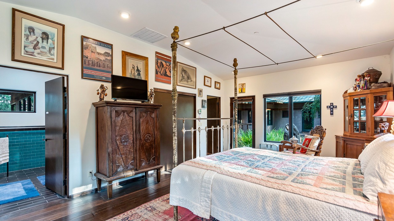 Photo of Bedroom in Harrison