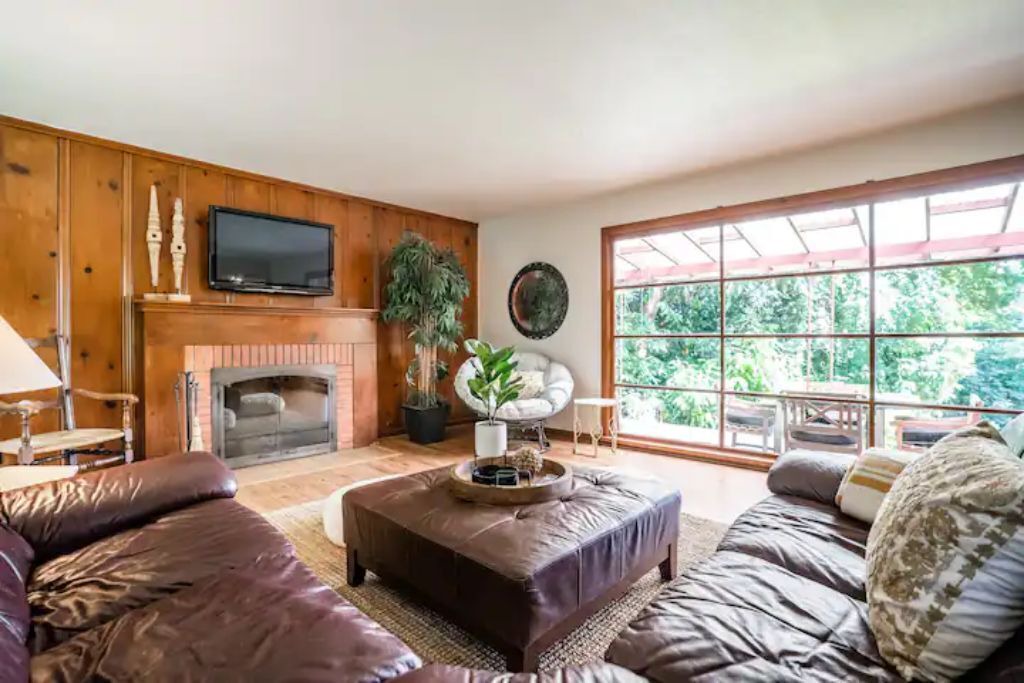Photo of Livingroom in Lakewood