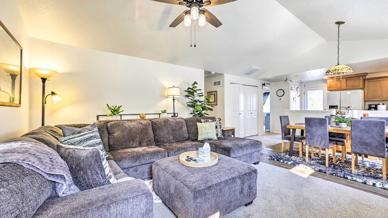 Photo of Livingroom in Southwest Ada County Alliance