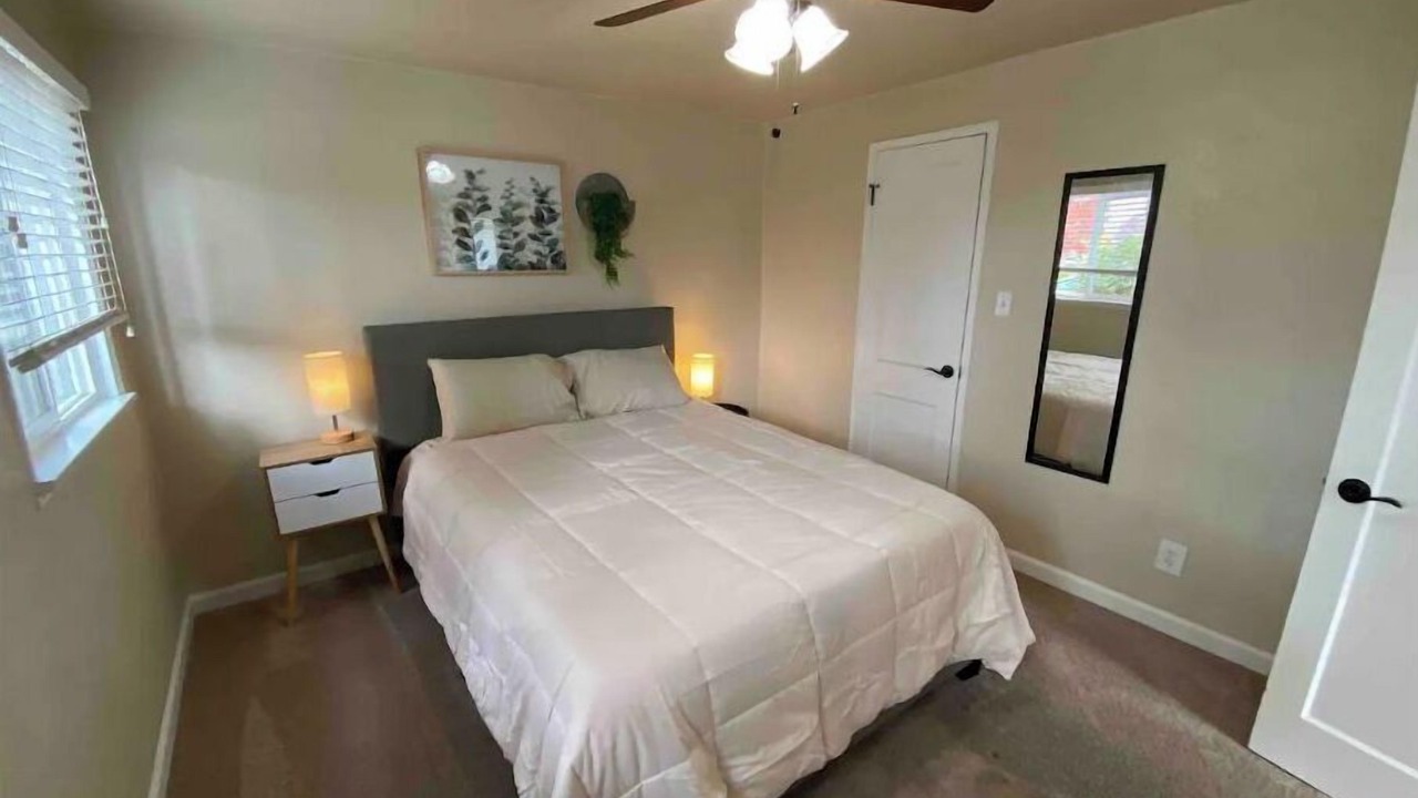 Photo of Bedroom in Grants Pass