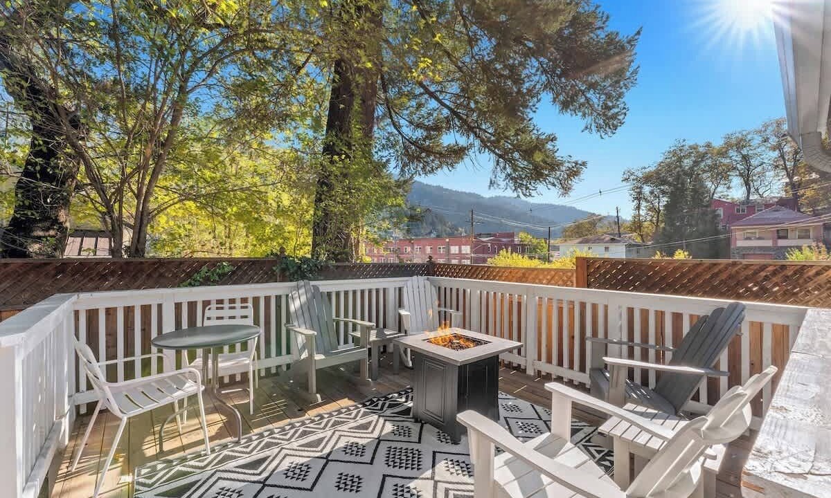 Photo of Outdoor in Dunsmuir