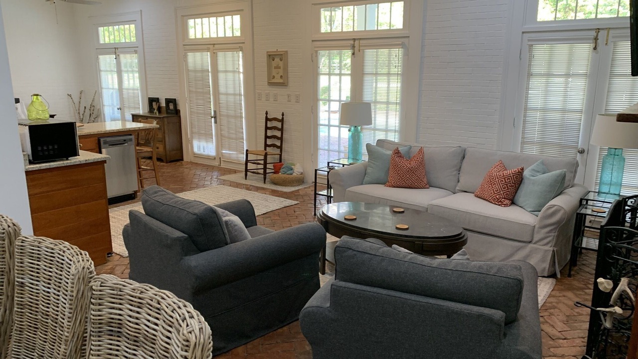 Photo of Livingroom in Natchez
