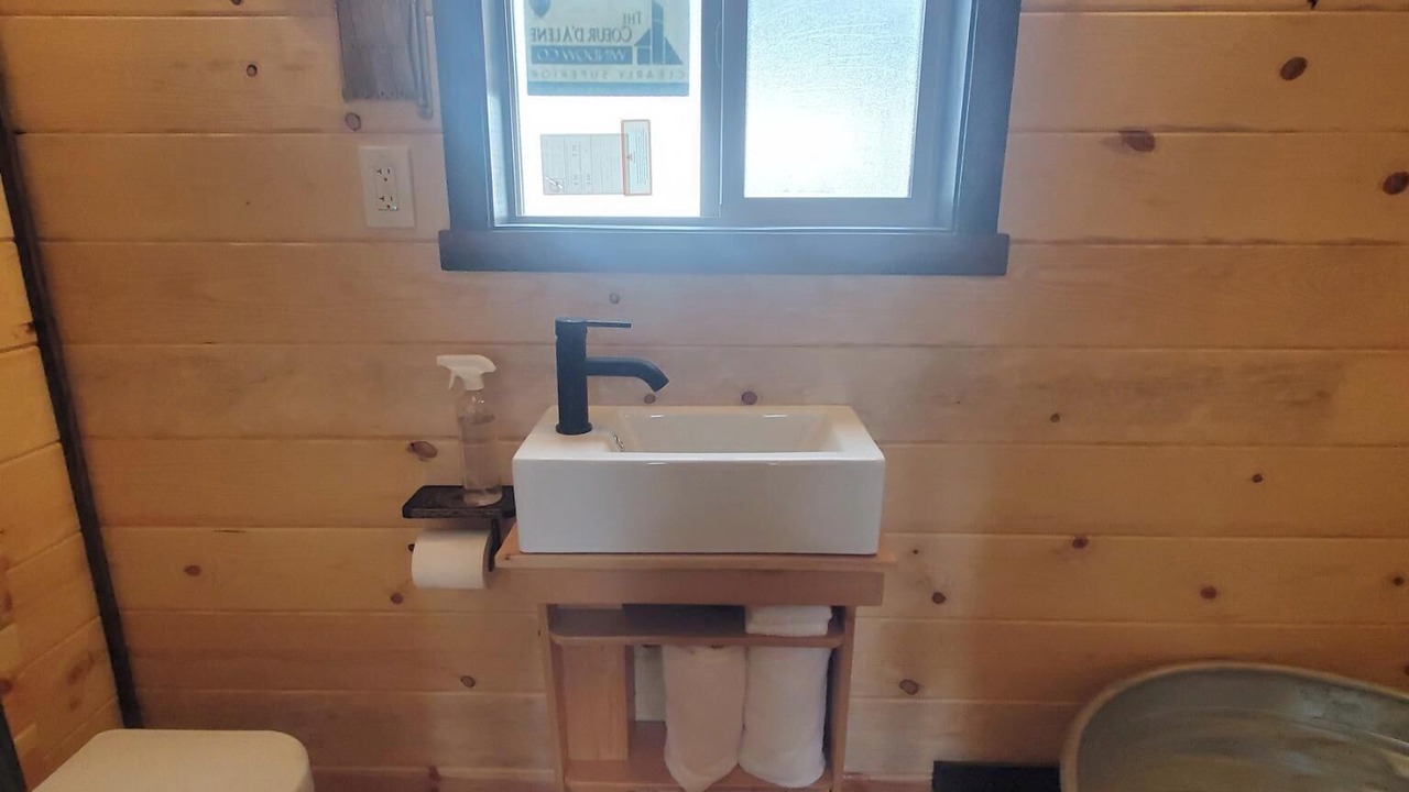 Photo of Bathroom in Heron