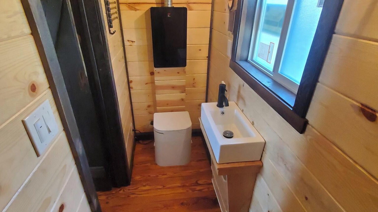 Photo of Bathroom in Heron