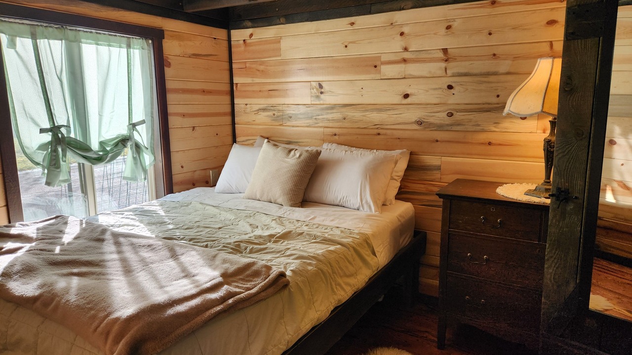 Photo of Bedroom in Heron