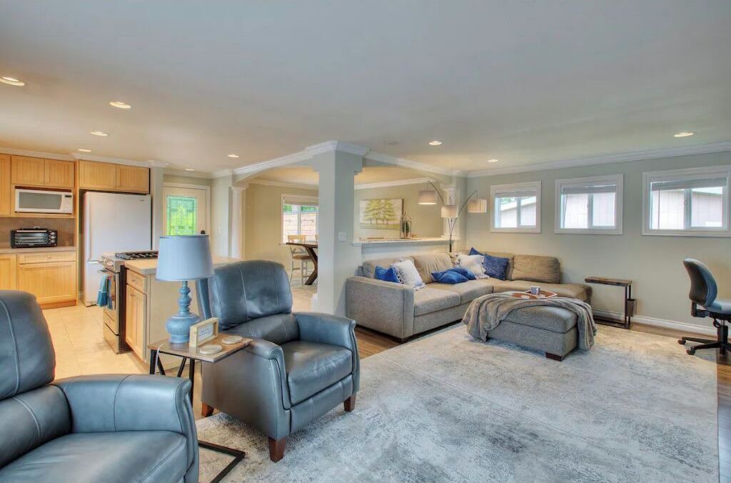 Photo of Livingroom in Bonney Lake