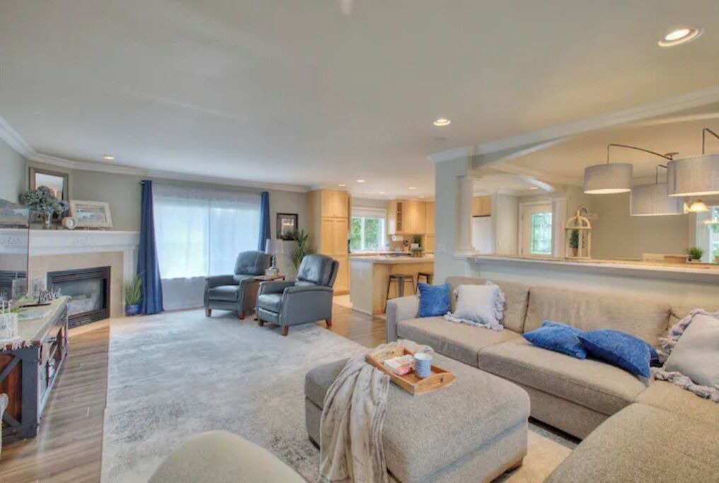 Photo of Livingroom in Bonney Lake
