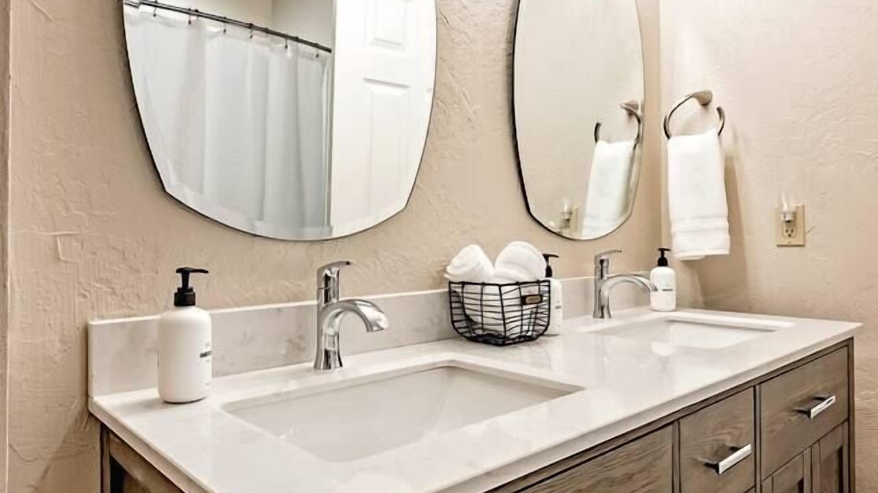 Photo of Bathroom in Ellensburg