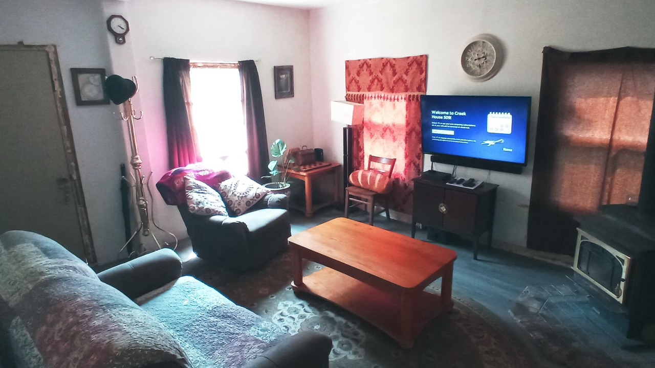 Photo of Livingroom in Wellpinit