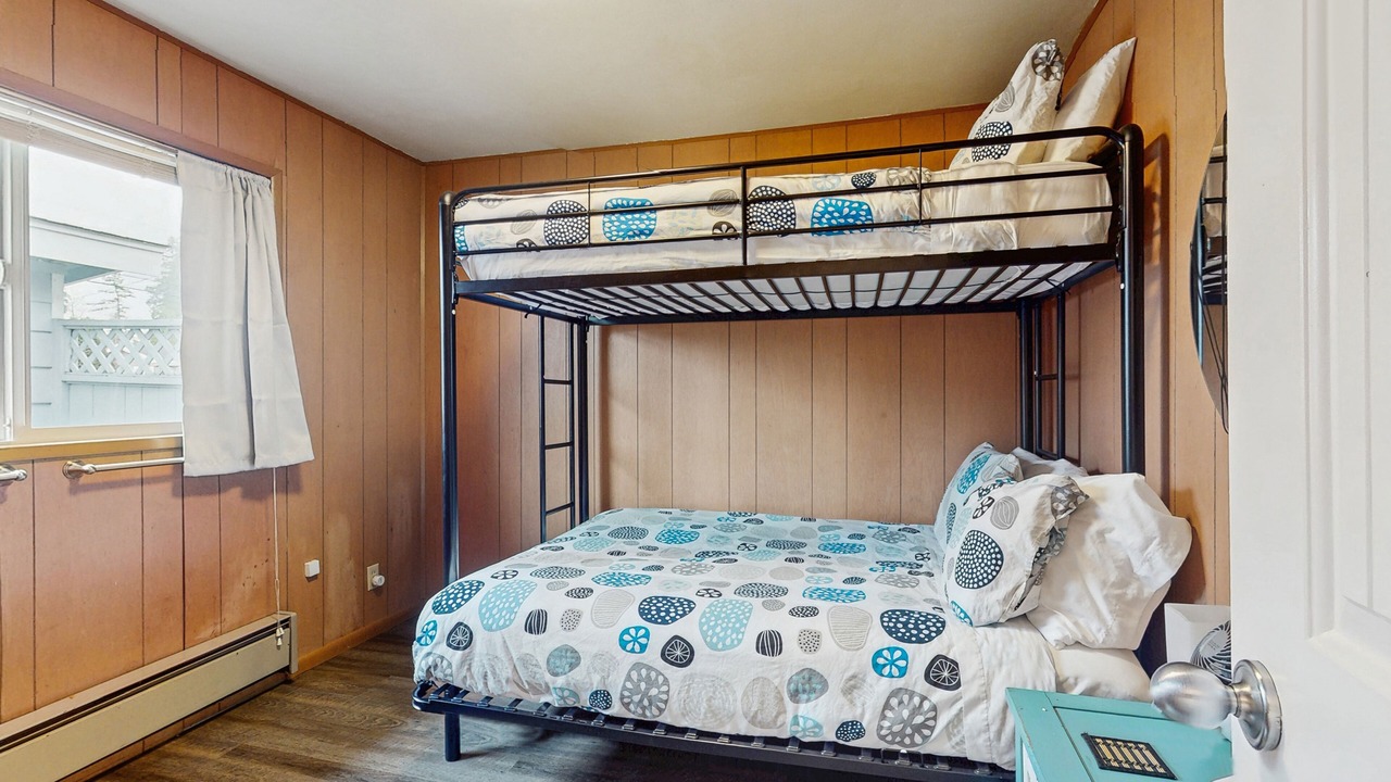 Photo of Bedroom in Birch Bay