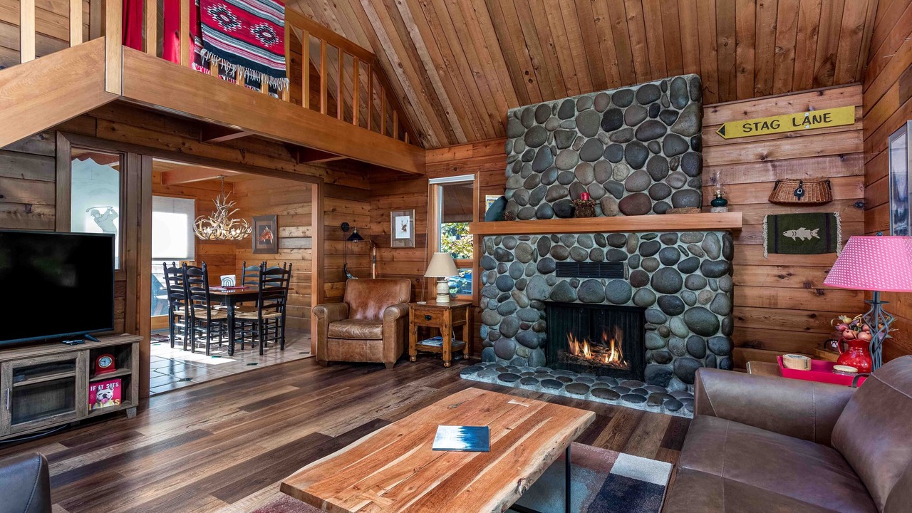 Photo of Livingroom in Sunriver