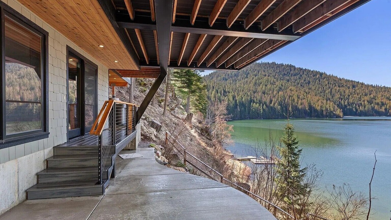 Photo of Patio Balcony in Spirit Lake