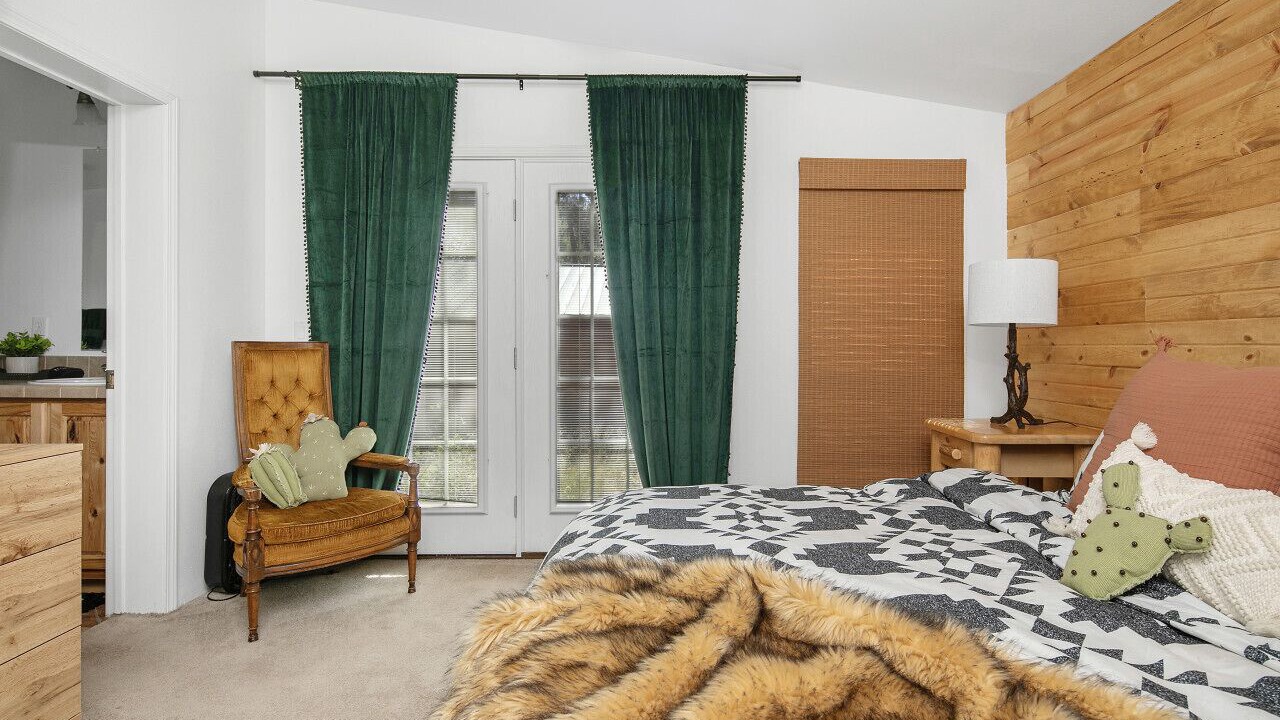 Photo of Bedroom in Donnelly
