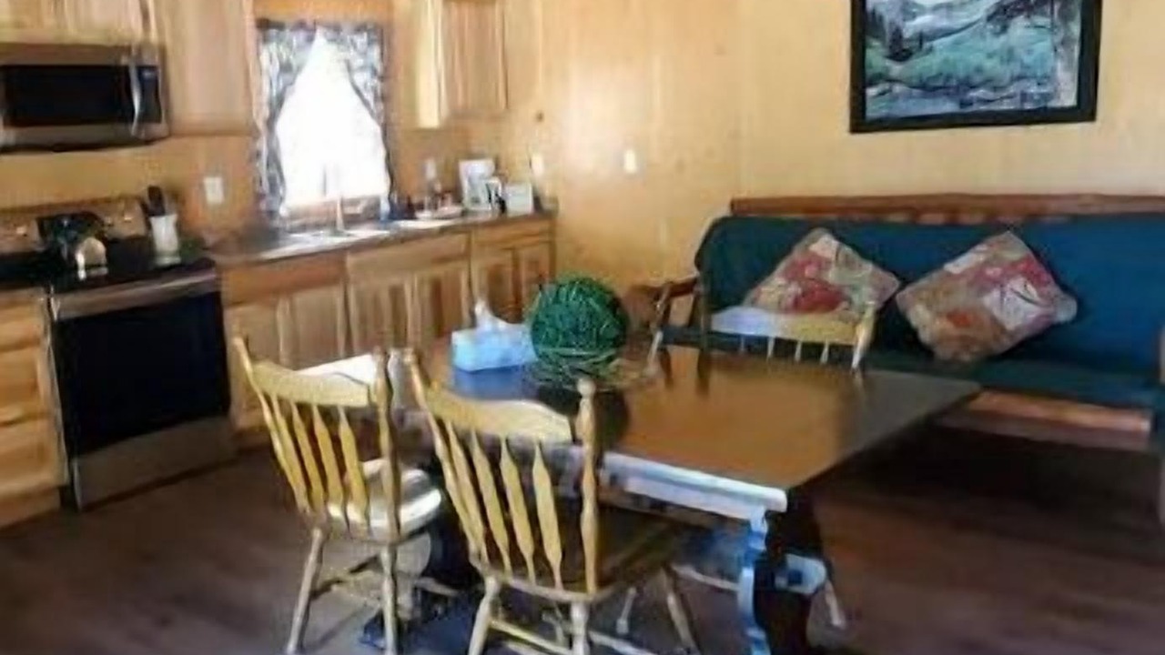Photo of Livingroom in Noxon