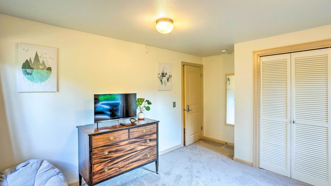 Photo of Livingroom in South Hill