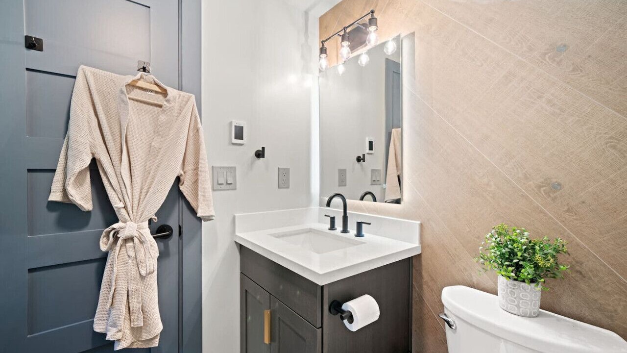 Photo of Bathroom in Lakewood