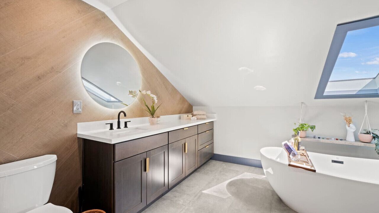 Photo of Bathroom in Lakewood