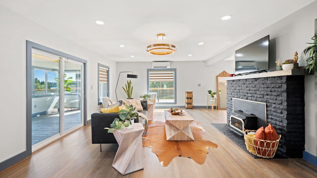 Photo of Livingroom in Lakewood