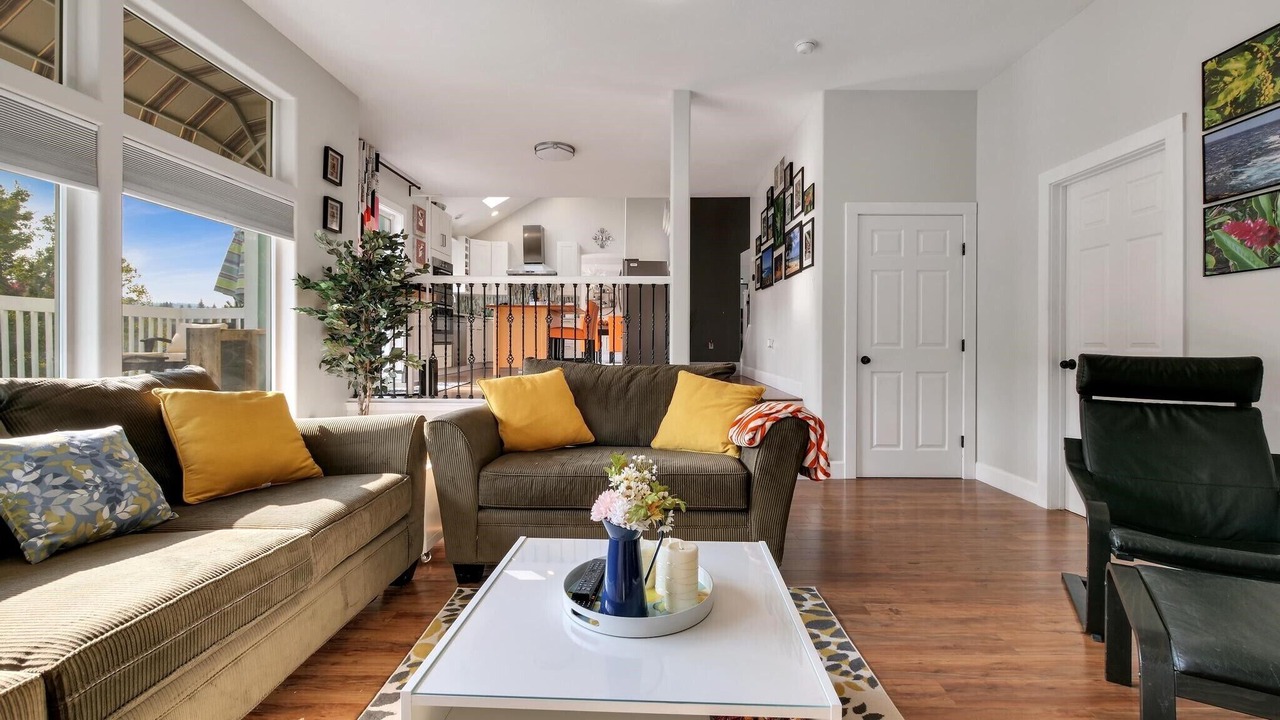 Photo of Livingroom in Veradale