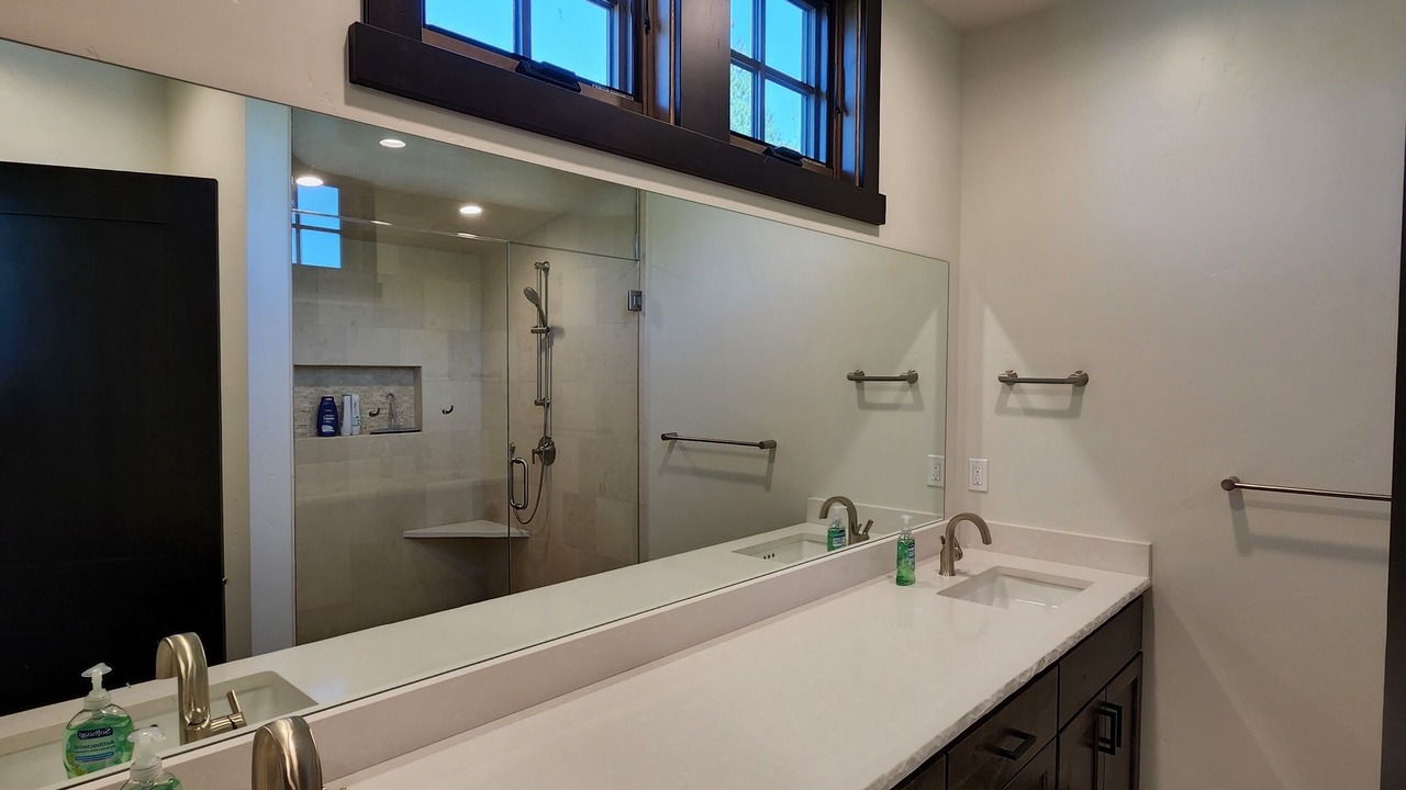 Photo of Bathroom in Dover Bay