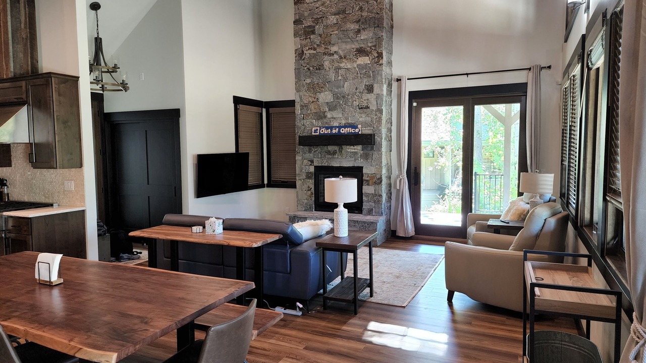 Photo of Livingroom in Dover Bay
