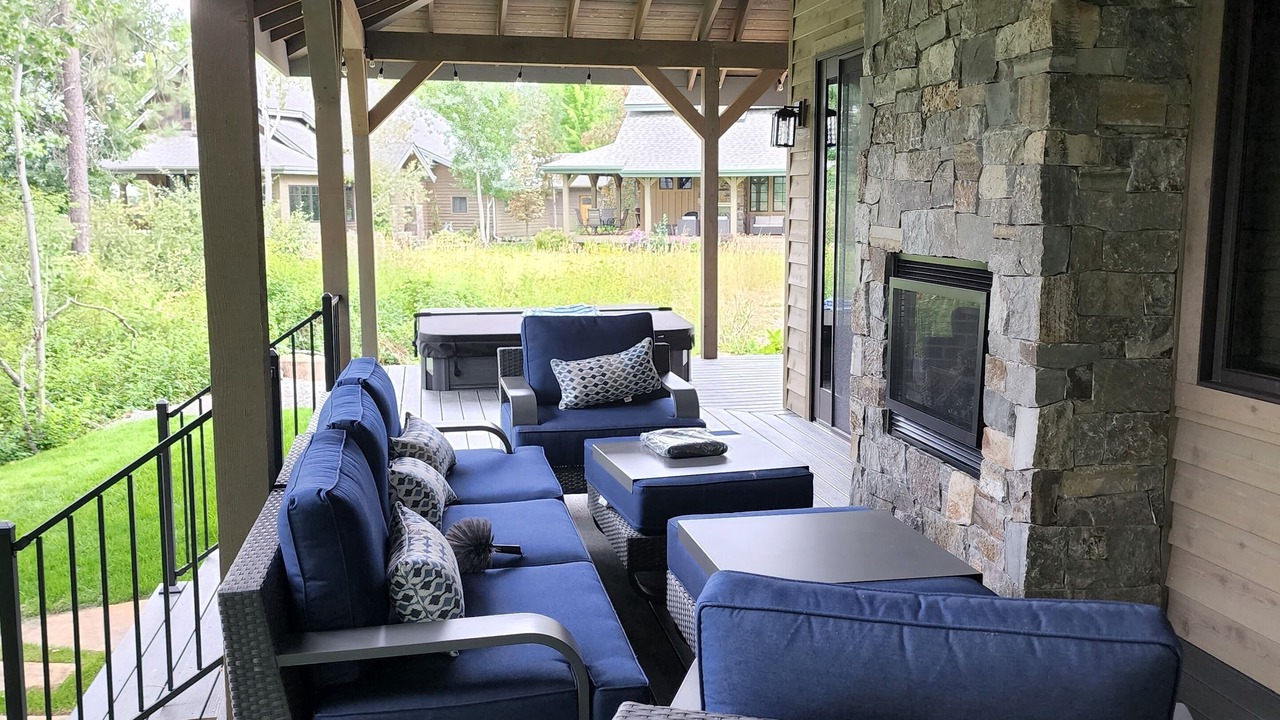 Photo of Livingroom in Dover Bay