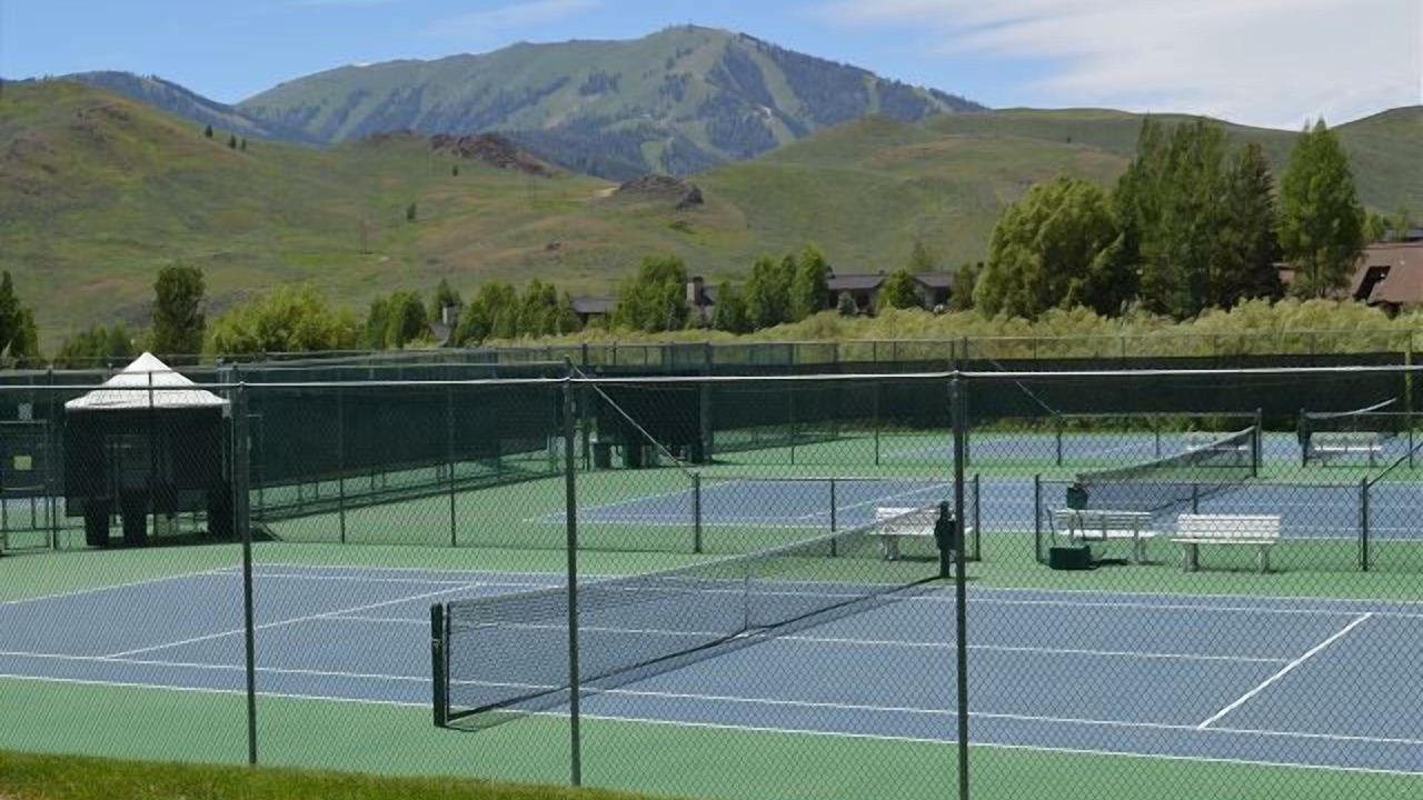 Photo of Others in Elkhorn Village